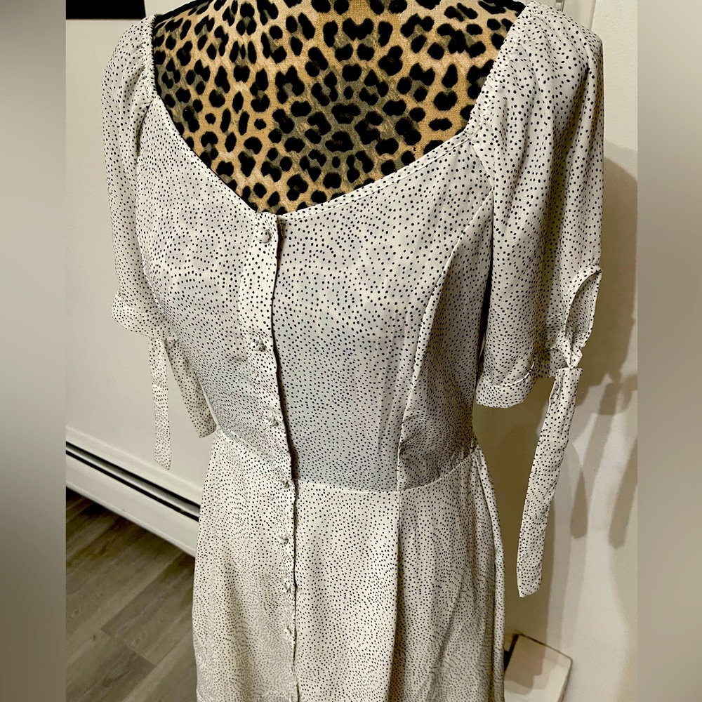 VINTAGE STYLE BUTTON UP DRESS